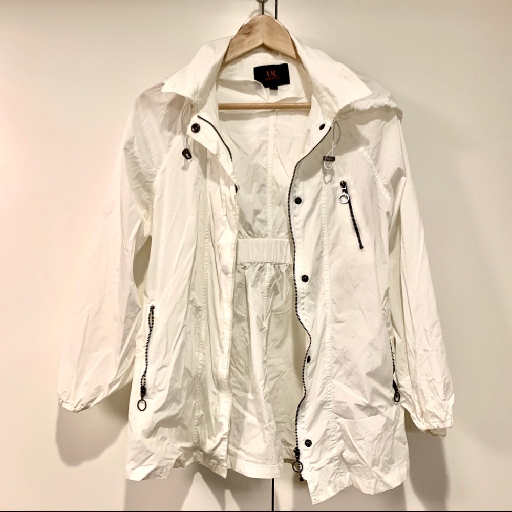 🤩brand new🤩white Jacket